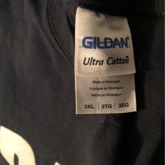 Bass lives matter, fishing T-shirt.   (Inventory tub #1). - Picture 6 of 6